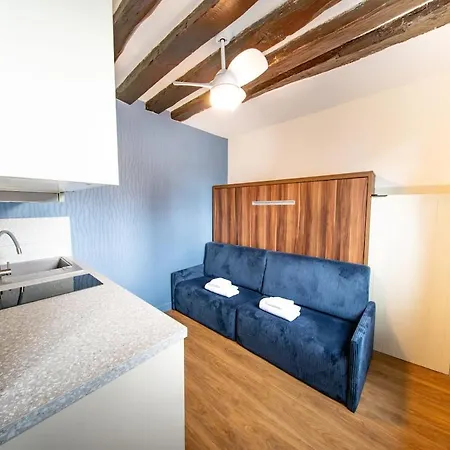 Apartman Cute Blue - Arts & Metiers *